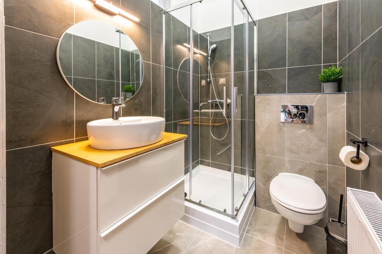 Deluxe Kazincy Apartment In The Heart Of Budapest Ngoại thất bức ảnh